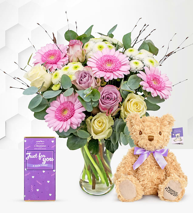 Country Garden Birthday Delight Gift Medium