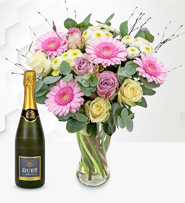 Country Garden With Pigalle Medium