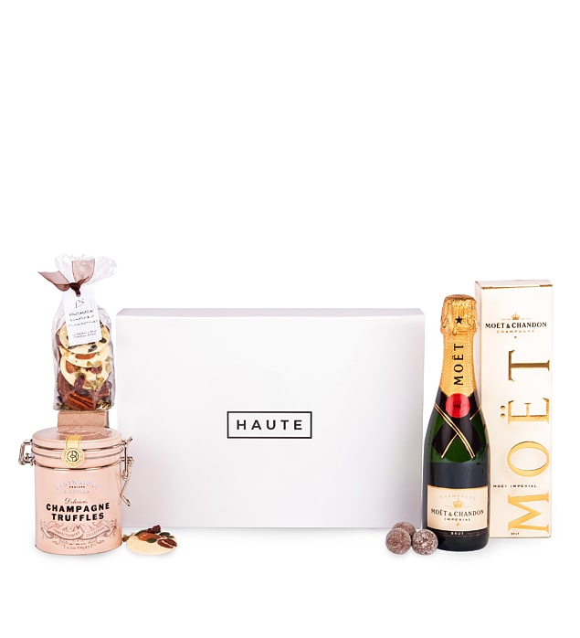 Champagne Showers Gift Set